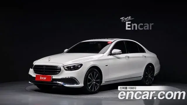 Mercedes-Benz E-Class E300e 4MATIC Exclusive 2021