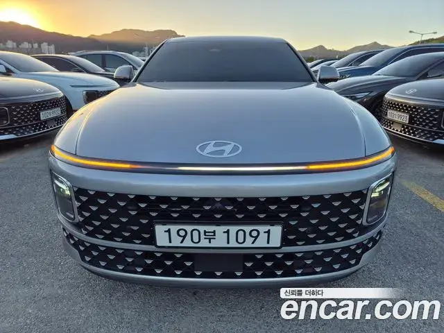 Hyundai Grandeur Exclusive 2023