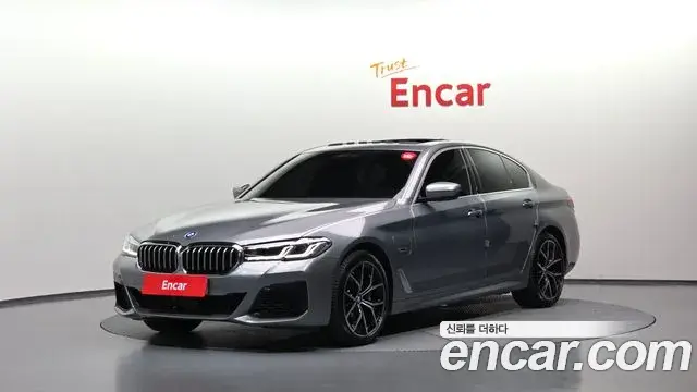 BMW 5-Series 530e M Sport 2022