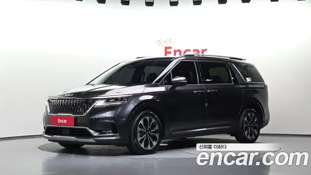 Kia Carnival Gasoline 9-Seater Signature 2022