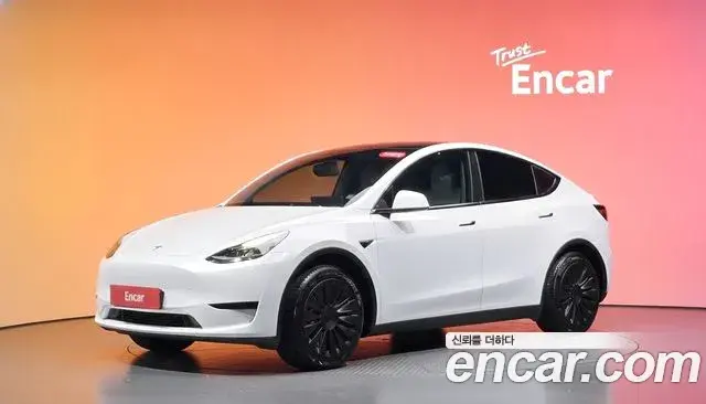 Tesla Model Y RWD 2023