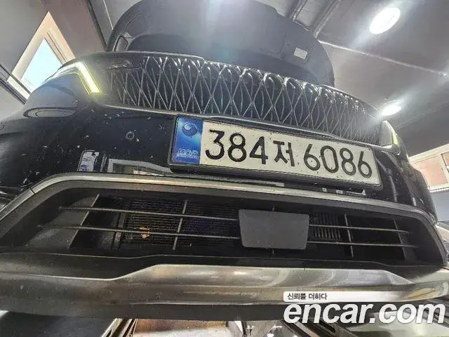 Kia Carnival Diesel 9-Seater Noblesse 2023
