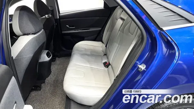 Hyundai AVANTE 1.6 Inspiration 2020 — фото 11