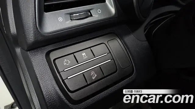 SsangYong TIBOLI VX 2WD 2019 — фото 17
