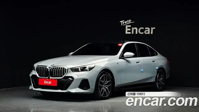 BMW 5-Series 520i M Sport 2025
