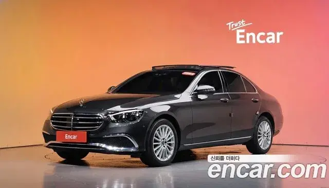 Mercedes-Benz E-Class E250 Exclusive 2023