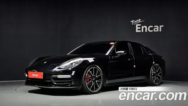 Porsche Panamera 4.0 GTS 2020