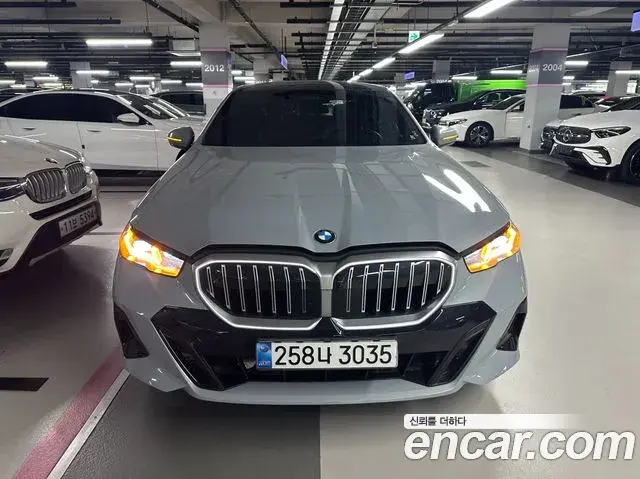 BMW 5-Series 520i M Sport 2025
