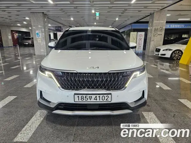Kia Carnival Diesel 9-Seater Noblesse 2023
