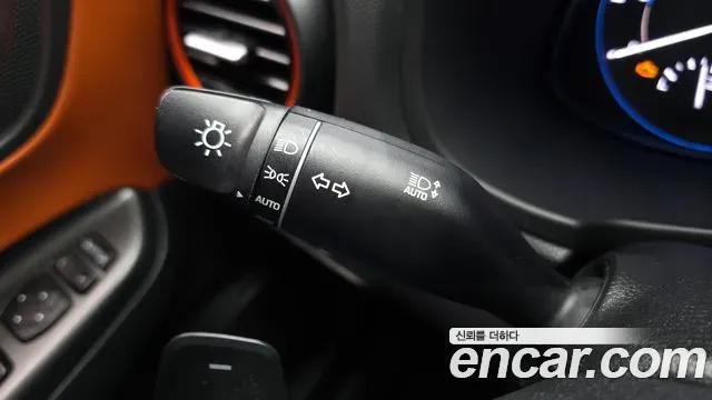 Hyundai Kona Premium Special 2020 — фото 27