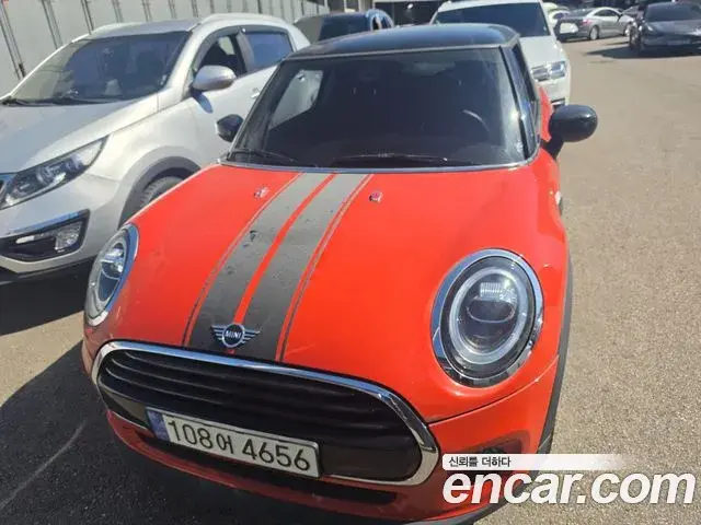 Mini Cooper Standard Third Generation 2021