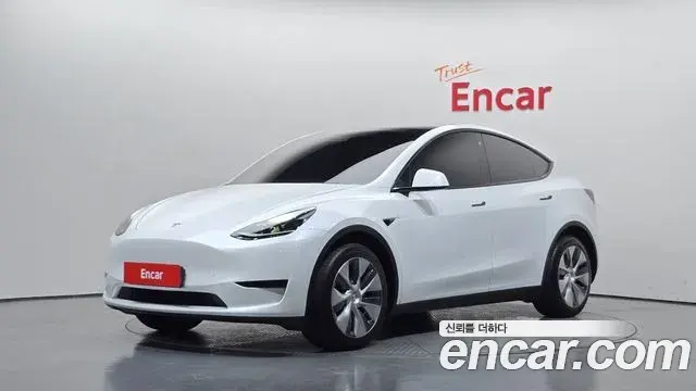 Tesla Model Y RWD 2024