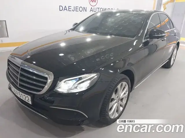 Mercedes-Benz E-Class E300 4MATIC Exclusive 2019