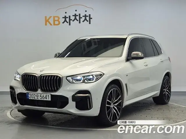 BMW X5 M50i 2022