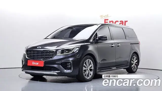 Kia Carnival 9-Seater Noblesse 2019