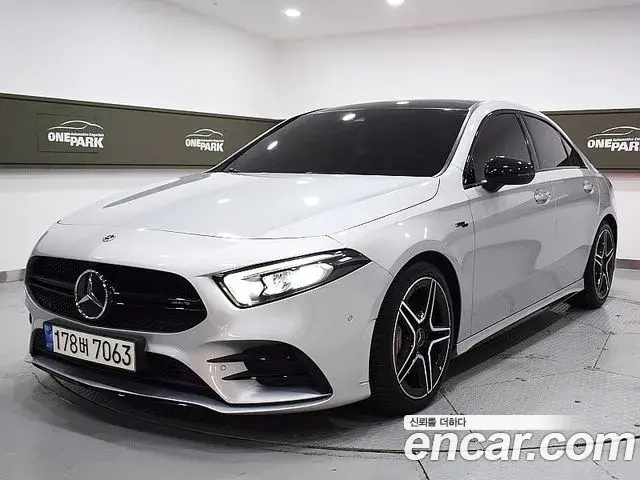 Mercedes-Benz A-Class AMG A35 4MATIC Sedan 2022