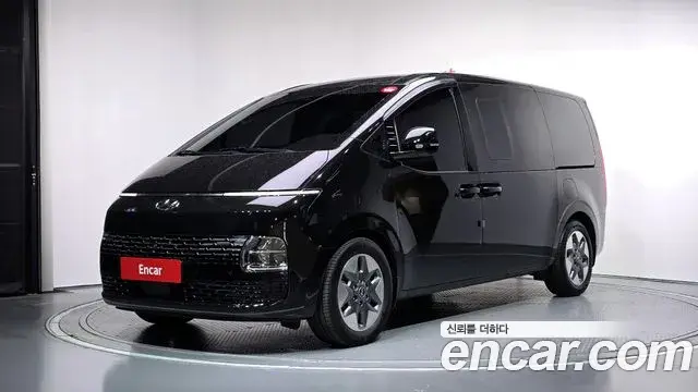 Hyundai Staria 4WD Tourer 11-Seater Modern 2023