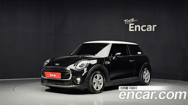 Mini Cooper Standard Third Generation 2019