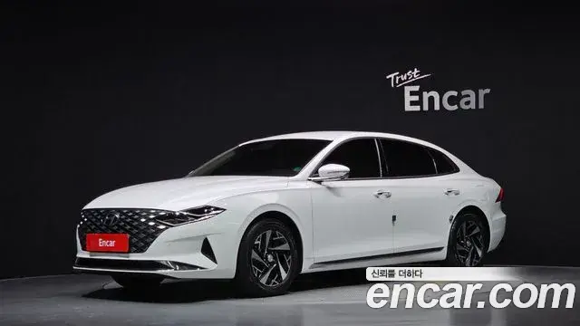 Hyundai Grandeur Le Blanc 2021