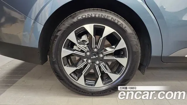 Kia Carnival Gasoline 7-Seater Signature 2022 — фото 5