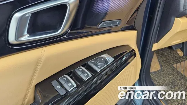 Kia Carnival Gasoline 7-Seater Signature 2022 — фото 29
