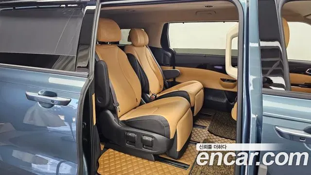 Kia Carnival Gasoline 7-Seater Signature 2022 — фото 11