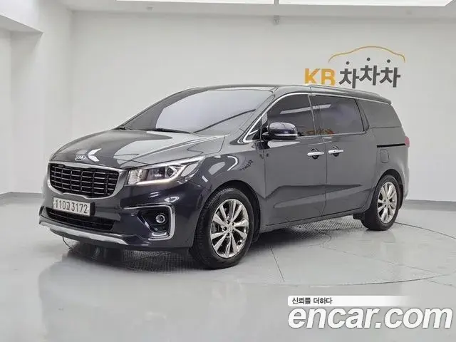 Kia Carnival 9-Seater Prstige 2019