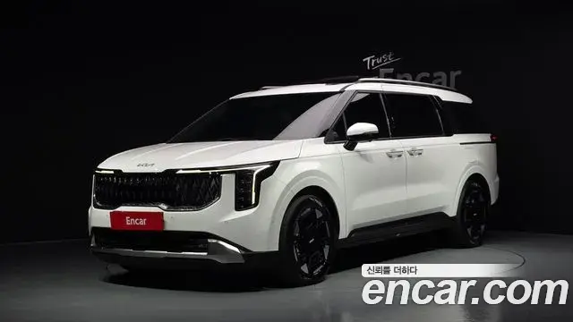 Kia Carnival HEV 9seater Signature 2024