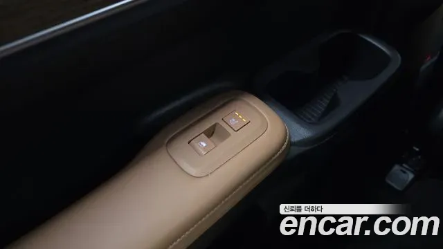 Hyundai Santa Fe Gasoline 2.5T 4WD Prestige Plus 2025 — фото 19
