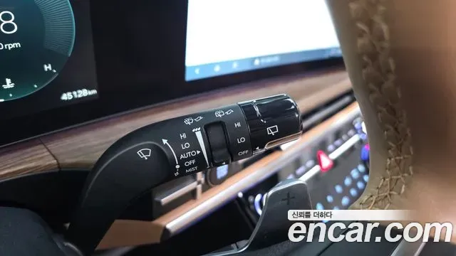 Hyundai Santa Fe Gasoline 2.5T 4WD Prestige Plus 2025 — фото 28