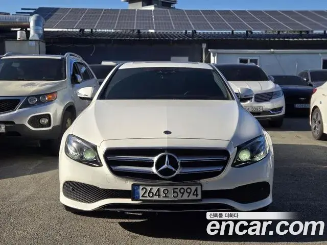 Mercedes-Benz E-Class E300 4MATIC Avnatgarde 2019