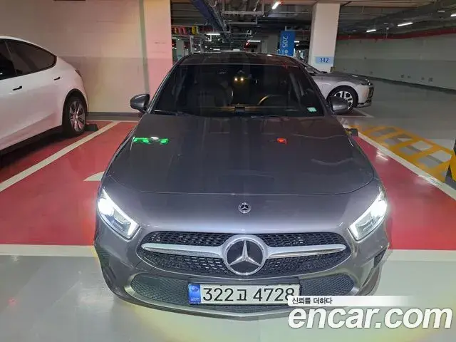 Mercedes-Benz A-Class A220 Sedan 2022