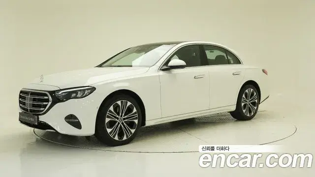 Mercedes-Benz E-Class E220d 4MATIC Exclusive 2026