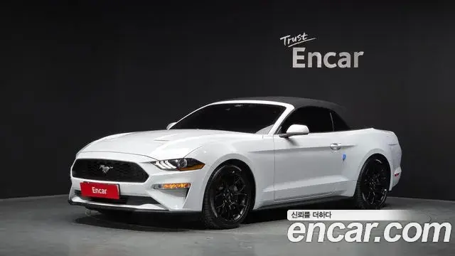 Ford Mustang Convertible 2021
