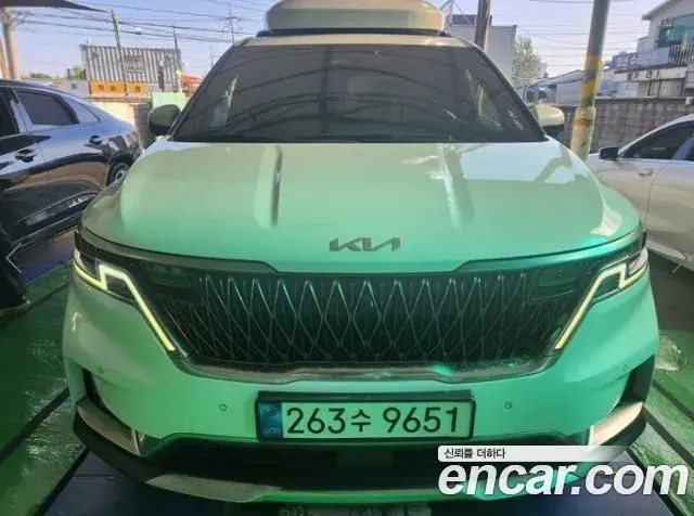 Kia Carnival Gasoline 7-Seater Signature 2022