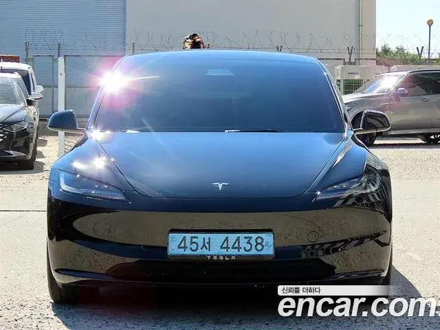 Tesla Model 3 Long Range AWD 2024