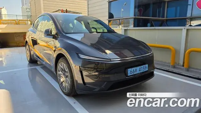 Tesla Model Y L Long Range AWD 2026