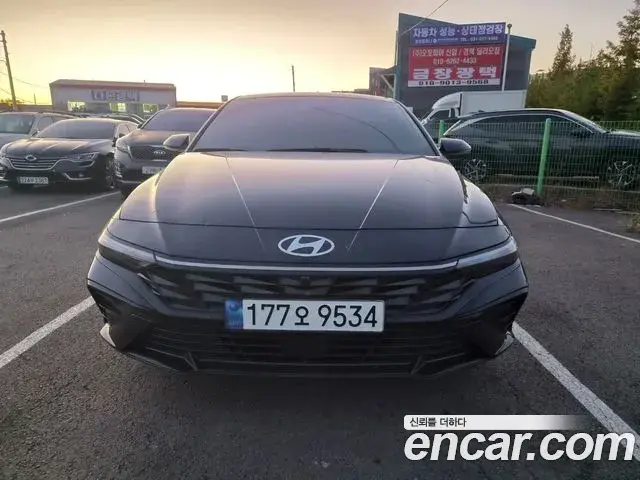 Hyundai AVANTE 1.6 Inspiration 2024