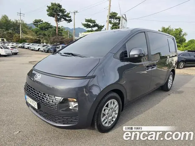 Hyundai Staria Cargo 5-Seater Modern 2023