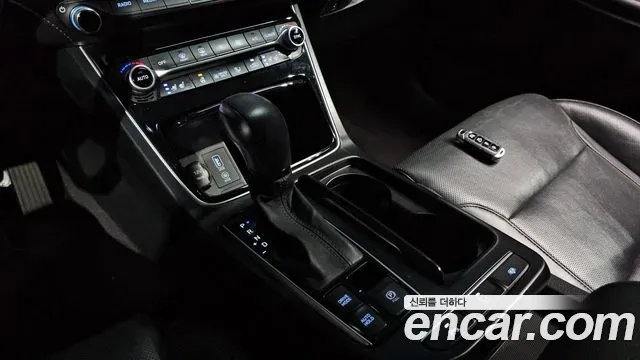Hyundai Grandeur Exclusive Special 2019 — фото 9