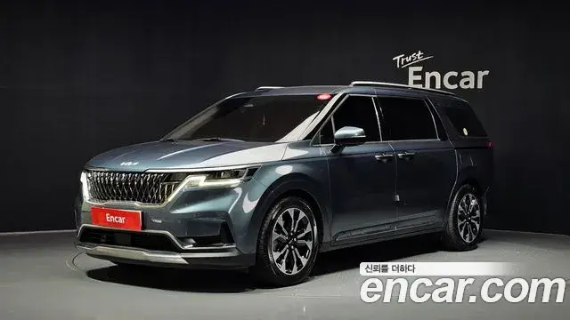 Kia Carnival Gasoline 7-Seater Signature 2021