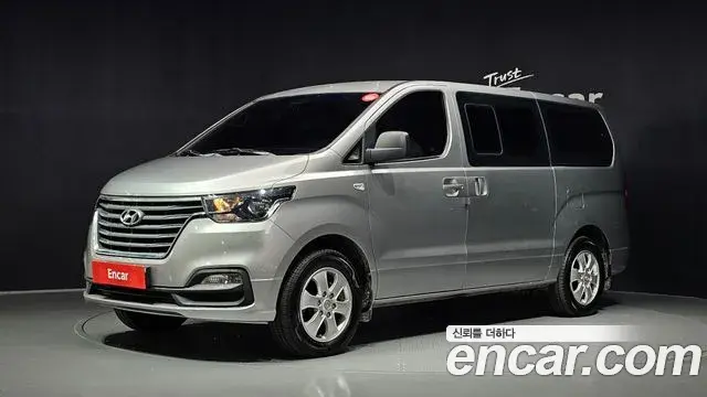 Hyundai Starex 4WD Wagon 12-Seater Smart 2019