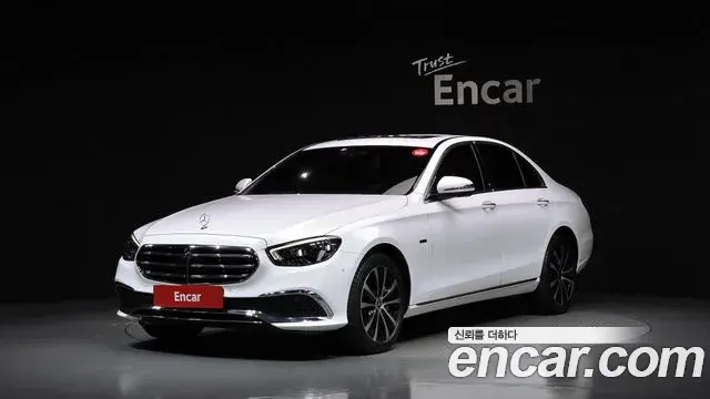 Mercedes-Benz E-Class E300e 4MATIC Exclusive 2021