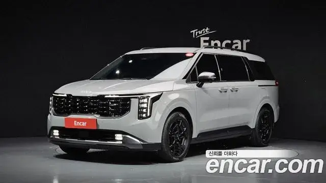 Kia Carnival Gasoline 9-Seater Gravity 2024