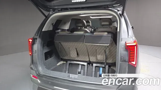 Kia Carnival HEV 7seater Gravity 2024 — фото 36