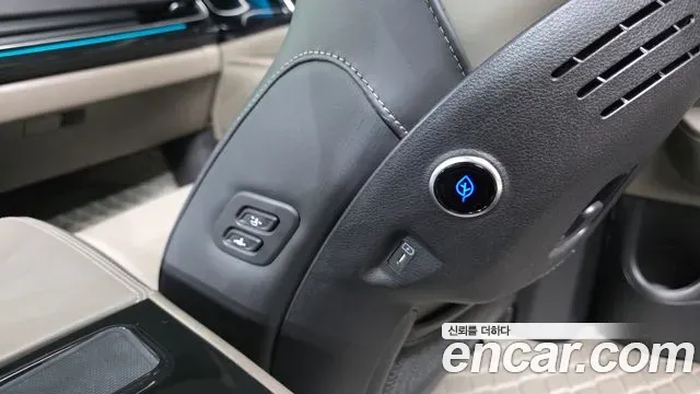 Kia Carnival HEV 7seater Gravity 2024 — фото 32