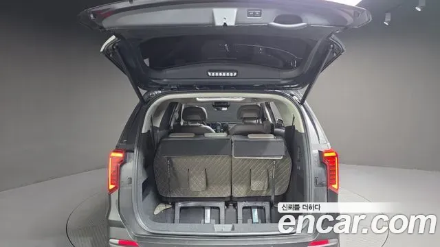 Kia Carnival HEV 7seater Gravity 2024 — фото 37