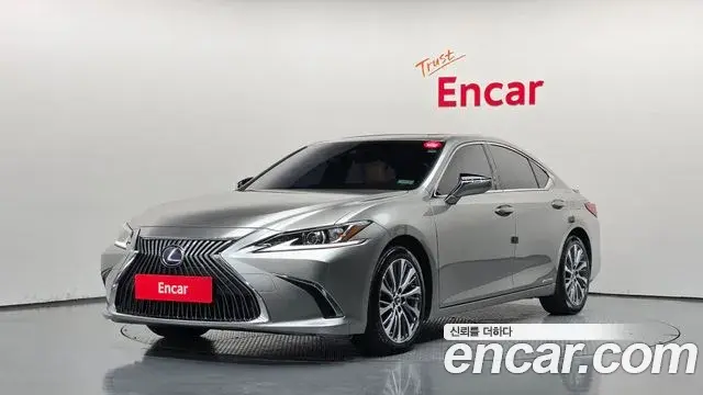 Lexus ES Luxury 2019