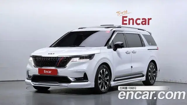 Kia Carnival Gasoline 7-Seater Signature 2021