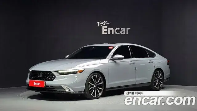 Honda Accord 2.0 Hybrid Touring 2023